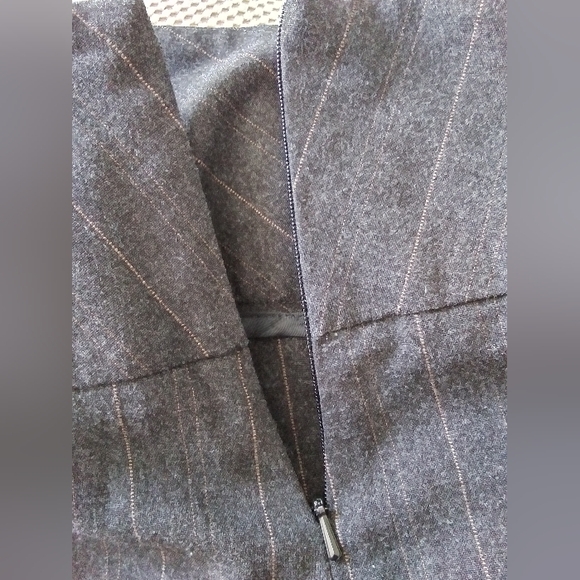 Bisou Bisou Pinstriped Skirt Size 6 - Picture 4 of 4